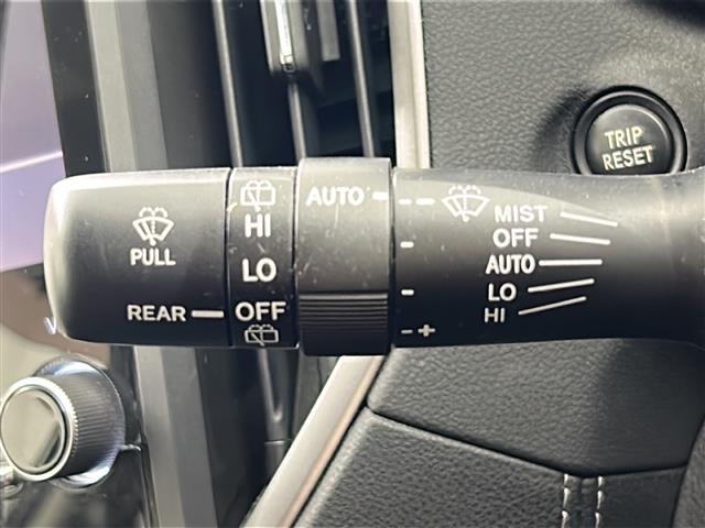 インプレッサスポーツ 2.0i-Sアイサイト 禁煙車/純正8型ナビ/STIフロントエアロ/バックカメラ/ETC/フルセグ/衝突軽減/前席パワーシート/レーダークルーズコントロール/パドルシフト/スマートキー/オートライト/オートエアコン(23枚目)