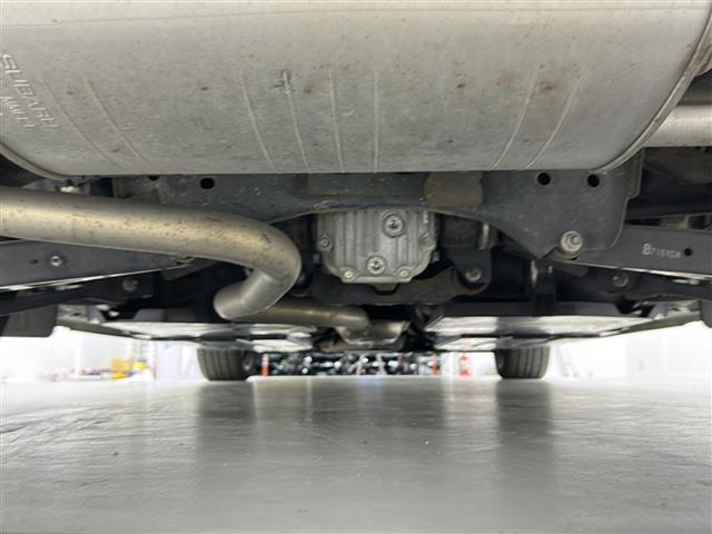 インプレッサスポーツ 2.0i-Sアイサイト 禁煙車/純正8型ナビ/STIフロントエアロ/バックカメラ/ETC/フルセグ/衝突軽減/前席パワーシート/レーダークルーズコントロール/パドルシフト/スマートキー/オートライト/オートエアコン(43枚目)