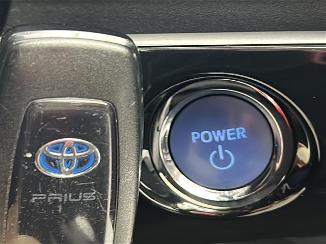 プリウス Sセーフティプラス 禁煙車 純正7型ナビ フルセグTV BT レーダークルーズコントロール バックカメラ オートハイビーム クリアランスソナー ビルトインETC LEDライト ステアリングリモコン フォグライト(11枚目)