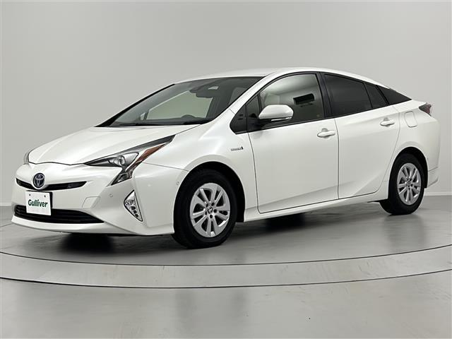 プリウス Sセーフティプラス 禁煙車 純正7型ナビ フルセグTV BT レーダークルーズコントロール バックカメラ オートハイビーム クリアランスソナー ビルトインETC LEDライト ステアリングリモコン フォグライト(18枚目)