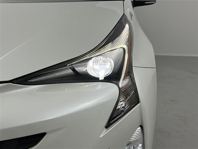 プリウス Sセーフティプラス 禁煙車 純正7型ナビ フルセグTV BT レーダークルーズコントロール バックカメラ オートハイビーム クリアランスソナー ビルトインETC LEDライト ステアリングリモコン フォグライト(37枚目)