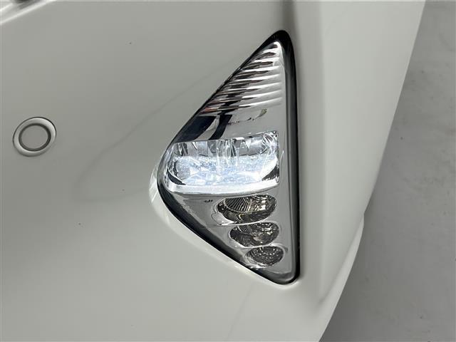 プリウス Sセーフティプラス 禁煙車 純正7型ナビ フルセグTV BT レーダークルーズコントロール バックカメラ オートハイビーム クリアランスソナー ビルトインETC LEDライト ステアリングリモコン フォグライト(39枚目)