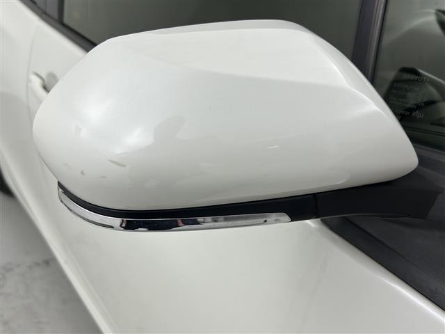 プリウス Sセーフティプラス 禁煙車 純正7型ナビ フルセグTV BT レーダークルーズコントロール バックカメラ オートハイビーム クリアランスソナー ビルトインETC LEDライト ステアリングリモコン フォグライト(40枚目)