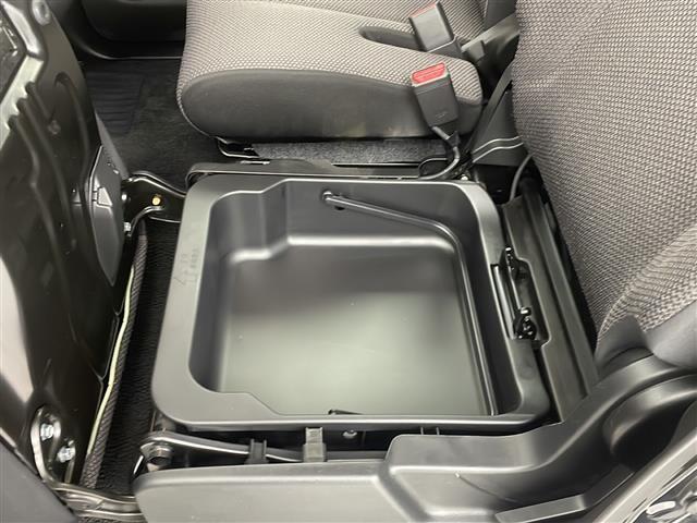 ワゴンRスマイル G 快適パッケージ装着車 禁煙車/デュアルカメラブレーキサポート/車線逸脱警報/パーキングソナー/横滑り防止防止/リモコンキー/スペアキー/純正フロアマット/オートライト/オートエアコン/純正ホイールキャップ/電動格納ミラー(32枚目)