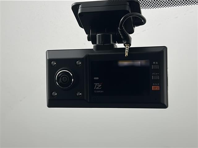 アルファードハイブリッド エグゼクティブラウンジ 禁煙車/純正14型ナビ/ツインムーンルーフ/後席モニター/チームメイト/ユニバーサルステップ/全周囲カメラ/デジタルインナーミラー/DVD再生/全席温冷シート/全席パワーシート/本革シート/ドラレコ(30枚目)