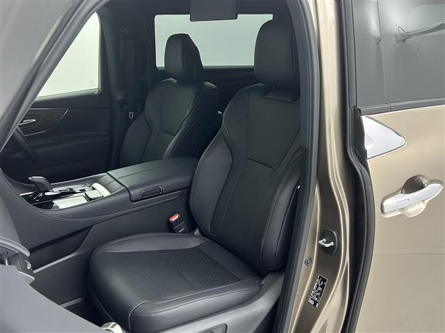 アルファードハイブリッド エグゼクティブラウンジ 禁煙車/純正14型ナビ/ツインムーンルーフ/後席モニター/チームメイト/ユニバーサルステップ/全周囲カメラ/デジタルインナーミラー/DVD再生/全席温冷シート/全席パワーシート/本革シート/ドラレコ(33枚目)