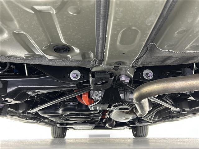 アルファードハイブリッド エグゼクティブラウンジ 禁煙車/純正14型ナビ/ツインムーンルーフ/後席モニター/チームメイト/ユニバーサルステップ/全周囲カメラ/デジタルインナーミラー/DVD再生/全席温冷シート/全席パワーシート/本革シート/ドラレコ(43枚目)