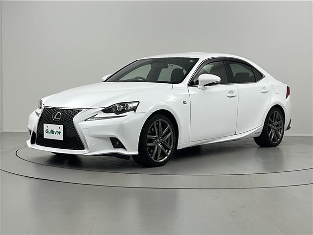 IS IS300h Fスポーツ 禁車車 レーダークルーズコントロール シートヒーター バックカメラ パドルシフト ETC 純正ナビ フルセグTV フォグランプ ステアリングリモコン パワーシート LEDライト(18枚目)