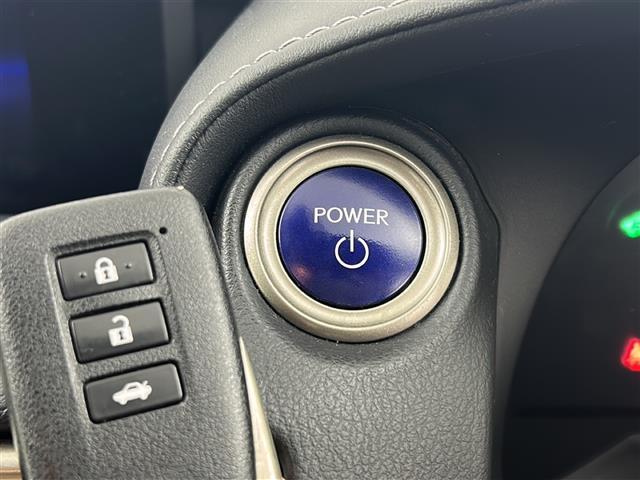 IS IS300h Fスポーツ 禁車車 レーダークルーズコントロール シートヒーター バックカメラ パドルシフト ETC 純正ナビ フルセグTV フォグランプ ステアリングリモコン パワーシート LEDライト(31枚目)