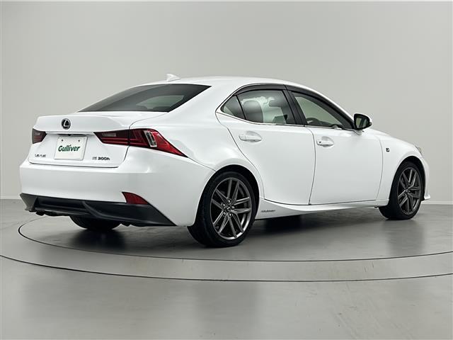IS IS300h Fスポーツ 禁車車 レーダークルーズコントロール シートヒーター バックカメラ パドルシフト ETC 純正ナビ フルセグTV フォグランプ ステアリングリモコン パワーシート LEDライト(37枚目)