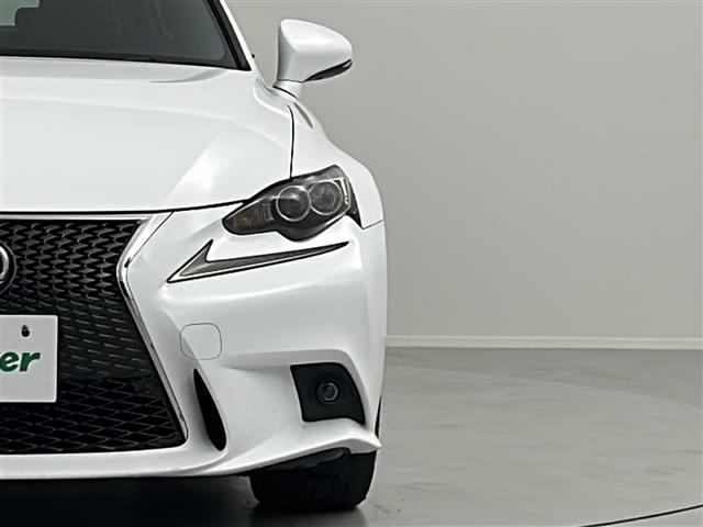 IS IS300h Fスポーツ 禁車車 レーダークルーズコントロール シートヒーター バックカメラ パドルシフト ETC 純正ナビ フルセグTV フォグランプ ステアリングリモコン パワーシート LEDライト(41枚目)