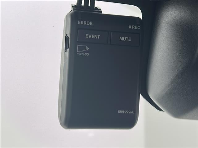 Ｎ－ＶＡＮ＋スタイル ファン・ターボホンダセンシング　禁煙車／純正８型ナビ／フルセグＴＶ／前後ドライブレコーダー／レーダークルーズコントロール／ＥＴＣ／レーンアシスト／バックカメラ／踏み間違い防止／スタッドレス積込／オートハイビーム／純正ＬＥＤライト（9枚目）