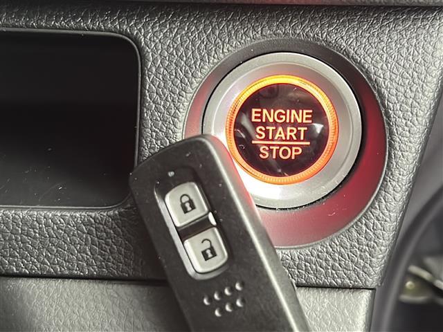 Ｎ－ＶＡＮ＋スタイル ファン・ターボホンダセンシング　禁煙車／純正８型ナビ／フルセグＴＶ／前後ドライブレコーダー／レーダークルーズコントロール／ＥＴＣ／レーンアシスト／バックカメラ／踏み間違い防止／スタッドレス積込／オートハイビーム／純正ＬＥＤライト（11枚目）