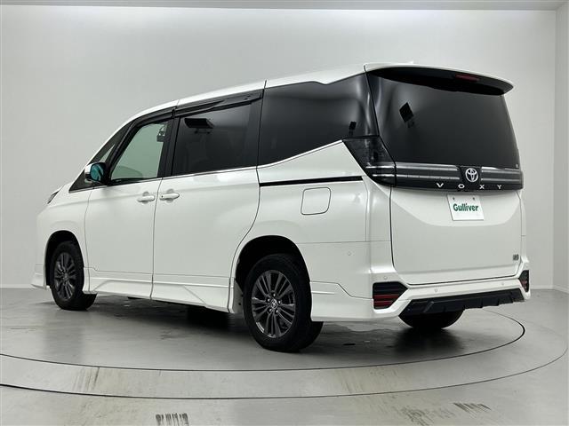 ヴォクシー ハイブリッドS-Z 禁煙車 全周囲M TRDエアロ 快適利便パッケージ 純正13.2インチフリップダウンモニター 純正10.5インチナビ 衝突軽減 両側パワスラ ACC 4WD スペアキー BSM シートヒーター ETC(19枚目)