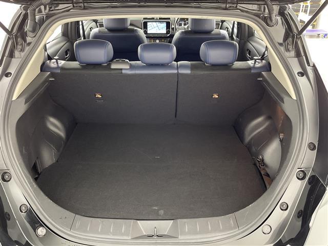 店頭在庫以外にも全国約４万台※の在庫から、ぴったりな１台をご提案します！※２０２３年１０月現在の在庫台数です。売約済の可能性があります。