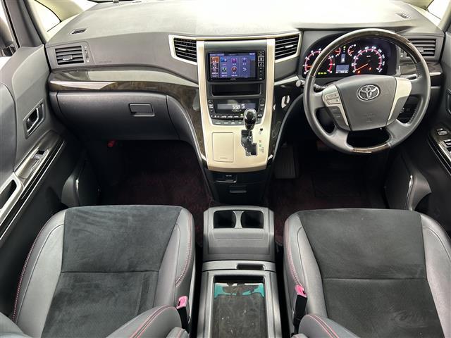 ヴェルファイア ２．４Ｚ　ゴールデンアイズ　禁煙車／スマートキー／スペアキー／クルーズコントロール／純正ナビ／Ｂｌｕｅｔｏｏｔｈ／フルセグ／純正フリップダウンモニター／電動リアゲート／フロアマット／ハーフレザーシート／ＥＴＣ／コーナーセンサー（2枚目）