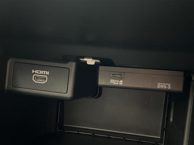 リーフ Ｘ　Ｖセレクション　禁煙車　アラウンドビューモニター　プロパイロット　デジタルミラー　ステアリングヒーター　シートヒーター　ＢＳＭ　クリアランスソナー　コネクティッドナビ　ＨＤＭＩ　オートハイビーム　ドライブレコーダー（7枚目）