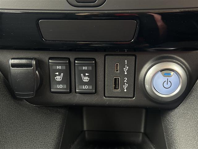 リーフ Ｘ　Ｖセレクション　禁煙車　アラウンドビューモニター　プロパイロット　デジタルミラー　ステアリングヒーター　シートヒーター　ＢＳＭ　クリアランスソナー　コネクティッドナビ　ＨＤＭＩ　オートハイビーム　ドライブレコーダー（11枚目）