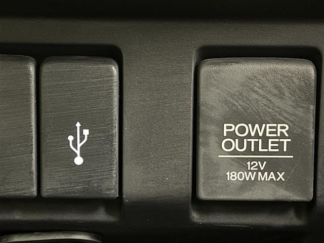 フィット １３Ｇ・Ｌ　ホンダセンシング　禁煙車　レーダークルーズコントロール　純正ナビ　フルセグＴＶ　ＵＳＢ　バックカメラ　ビルトインＥＴＣ　ドライブレコーダー　レーンアシスト　アルミ付きスタッドレス積込　ＬＥＤライト　ステアリングリモコン（11枚目）