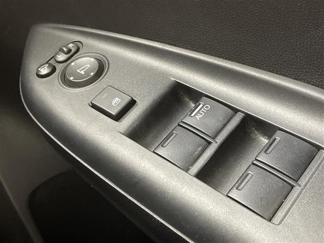 フィット １３Ｇ・Ｌ　ホンダセンシング　禁煙車　レーダークルーズコントロール　純正ナビ　フルセグＴＶ　ＵＳＢ　バックカメラ　ビルトインＥＴＣ　ドライブレコーダー　レーンアシスト　アルミ付きスタッドレス積込　ＬＥＤライト　ステアリングリモコン（31枚目）