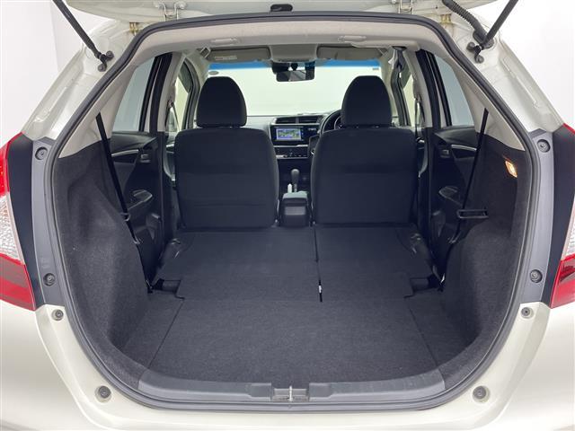 フィット １３Ｇ・Ｌ　ホンダセンシング　禁煙車　レーダークルーズコントロール　純正ナビ　フルセグＴＶ　ＵＳＢ　バックカメラ　ビルトインＥＴＣ　ドライブレコーダー　レーンアシスト　アルミ付きスタッドレス積込　ＬＥＤライト　ステアリングリモコン（35枚目）