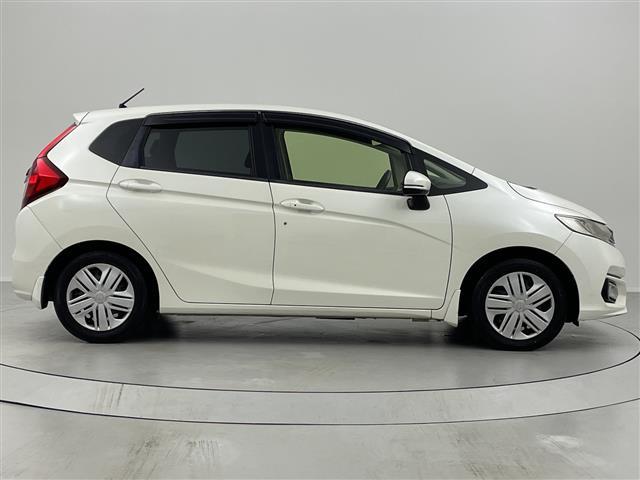 フィット １３Ｇ・Ｌ　ホンダセンシング　禁煙車　レーダークルーズコントロール　純正ナビ　フルセグＴＶ　ＵＳＢ　バックカメラ　ビルトインＥＴＣ　ドライブレコーダー　レーンアシスト　アルミ付きスタッドレス積込　ＬＥＤライト　ステアリングリモコン（38枚目）