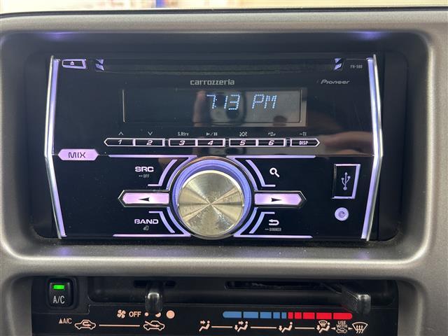 ハイゼットカーゴ デラックスリミテッド 禁煙車 4WD ハイルーフ キーレス ドアバイザー 社外アルミホイール ヘッドライトレベライザー 取扱説明書 保証書 スペアキー 両側スライドドア(3枚目)