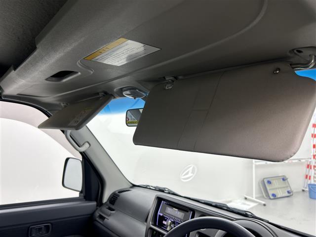 ハイゼットカーゴ デラックスリミテッド 禁煙車 4WD ハイルーフ キーレス ドアバイザー 社外アルミホイール ヘッドライトレベライザー 取扱説明書 保証書 スペアキー 両側スライドドア(25枚目)