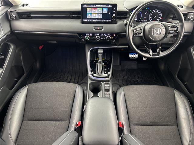 ヴェゼル e:HEV Z 禁煙車/BSM/置くだけ充電/純正ナビ/フルセグTV/電動リアゲート/バックカメラ/ハーフレザーシート/シートヒーター/パドルシフト/ETC2,0/ドライブレコーダー/LED/ホンダセンシング(2枚目)