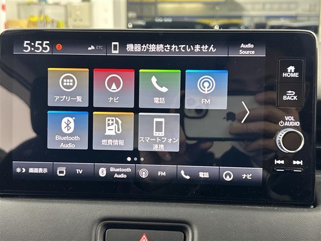 ヴェゼル e:HEV Z 禁煙車/BSM/置くだけ充電/純正ナビ/フルセグTV/電動リアゲート/バックカメラ/ハーフレザーシート/シートヒーター/パドルシフト/ETC2,0/ドライブレコーダー/LED/ホンダセンシング(8枚目)