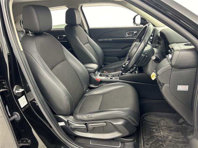 ヴェゼル e:HEV Z 禁煙車/BSM/置くだけ充電/純正ナビ/フルセグTV/電動リアゲート/バックカメラ/ハーフレザーシート/シートヒーター/パドルシフト/ETC2,0/ドライブレコーダー/LED/ホンダセンシング(13枚目)