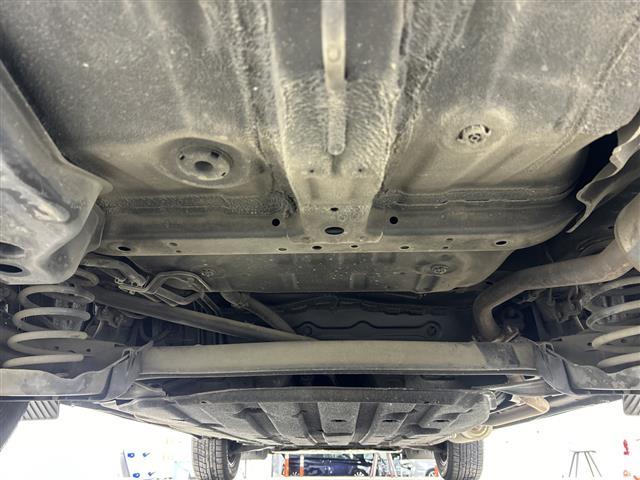 ヴェゼル e:HEV Z 禁煙車/BSM/置くだけ充電/純正ナビ/フルセグTV/電動リアゲート/バックカメラ/ハーフレザーシート/シートヒーター/パドルシフト/ETC2,0/ドライブレコーダー/LED/ホンダセンシング(43枚目)