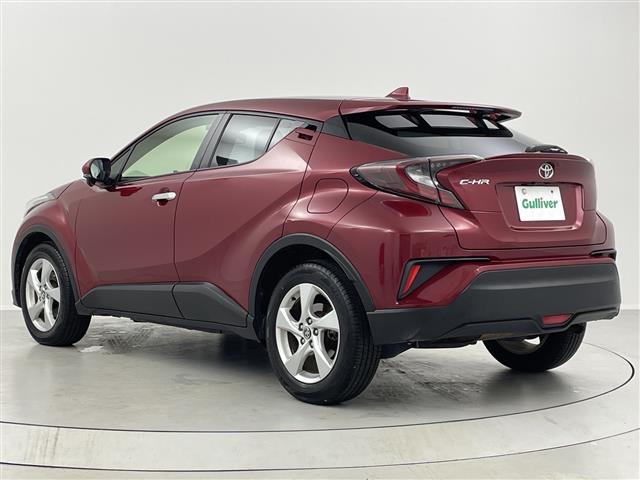 C-HR S-T LEDエディション 禁煙車/4WD/純正ナビ/エンジンスターター/バックモニター/レーダークルーズ/衝突軽減/レーンキープ/ETC/BT/フルセグテレビ/フロアマット/LEDヘッドライト/オートハイビーム/ターボ(19枚目)