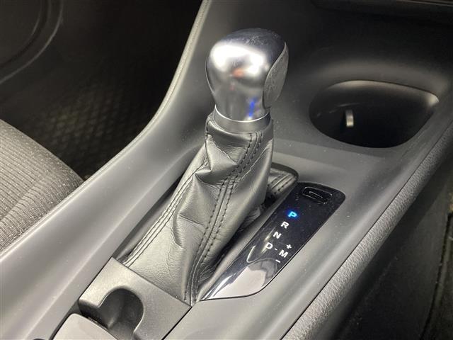C-HR S-T LEDエディション 禁煙車/4WD/純正ナビ/エンジンスターター/バックモニター/レーダークルーズ/衝突軽減/レーンキープ/ETC/BT/フルセグテレビ/フロアマット/LEDヘッドライト/オートハイビーム/ターボ(23枚目)