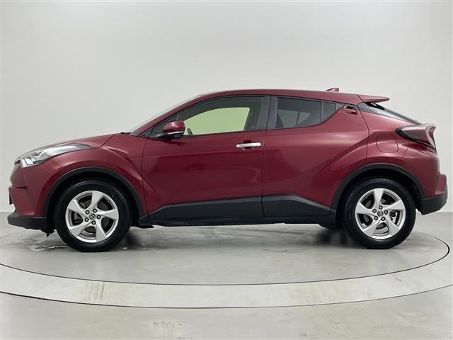 C-HR S-T LEDエディション 禁煙車/4WD/純正ナビ/エンジンスターター/バックモニター/レーダークルーズ/衝突軽減/レーンキープ/ETC/BT/フルセグテレビ/フロアマット/LEDヘッドライト/オートハイビーム/ターボ(37枚目)