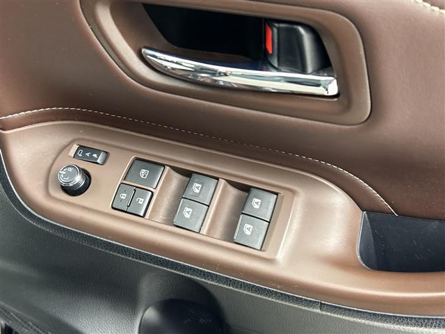 �݂Ȃ��܂̂��ԑI�т̂���`���������Ă��������I�X�^�b�t�ꓯ�S��育���X�A���₢���킹�����҂����Ă���܂��I