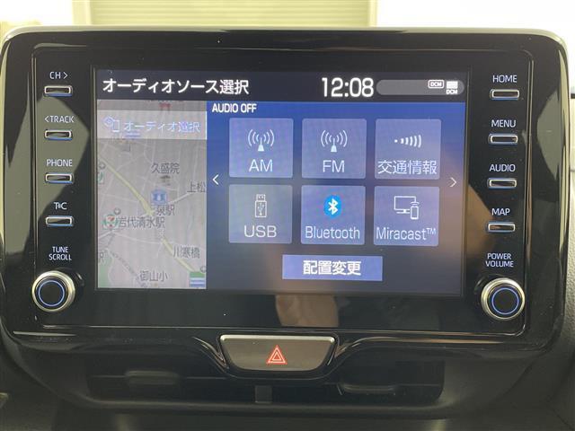 ヤリス Ｇ　禁煙車　純正ディスプレイオーディオ　ナビ付　クリアランスソナー　ドライブレコーダー　オートハイビーム　バックカメラ　ＥＴＣ　オートライト　カーテンエアバッグ　トヨタセーフティセンス　スマートキー（4枚目）