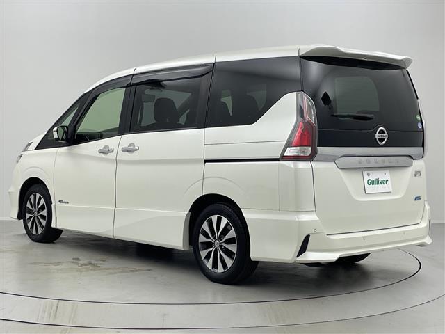セレナ ハイウェイスターＧ　禁煙車　プロパイロット　両側電動ドア　パーキングアシスト　レーダークルーズコントロール　全方位カメラ　ウォークスルー　コーナーセンサー　純正ナビ　フルセグＴＶ　ＬＥＤライト　ＥＴＣ　純正フロアマット（18枚目）