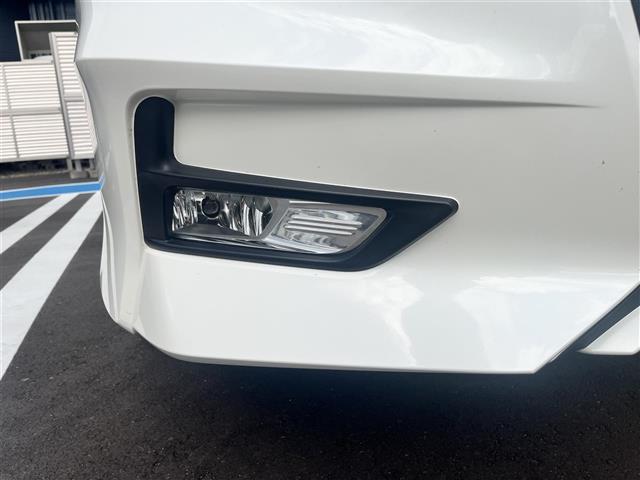 セレナ ハイウェイスターＧ　禁煙車　プロパイロット　両側電動ドア　パーキングアシスト　レーダークルーズコントロール　全方位カメラ　ウォークスルー　コーナーセンサー　純正ナビ　フルセグＴＶ　ＬＥＤライト　ＥＴＣ　純正フロアマット（39枚目）