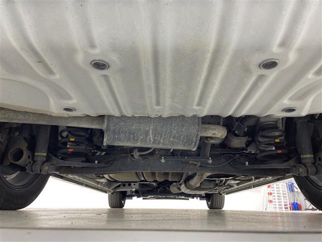 セレナ ハイウェイスターＧ　禁煙車　プロパイロット　両側電動ドア　パーキングアシスト　レーダークルーズコントロール　全方位カメラ　ウォークスルー　コーナーセンサー　純正ナビ　フルセグＴＶ　ＬＥＤライト　ＥＴＣ　純正フロアマット（43枚目）