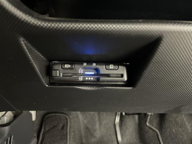 ライズ Z 禁煙車 フルセグTV レーダークルーズコントロール 全周囲カメラ シートヒーター ETC 横滑り防止 衝突被害軽減 コーナーセンサー LEDヘッドライト オートエアコン オートライト オートハイビーム(9枚目)