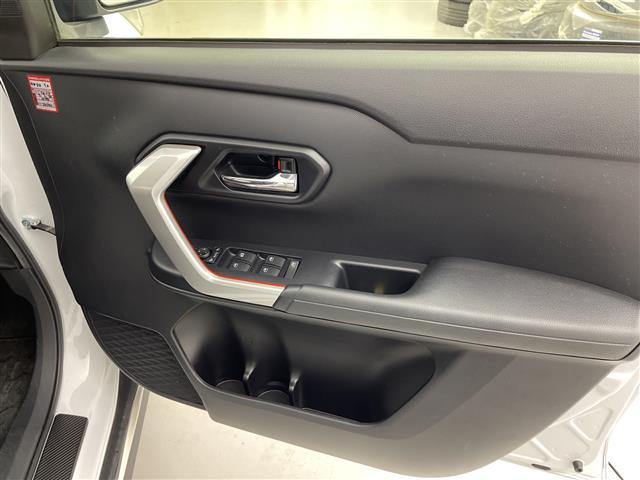 ライズ Z 禁煙車 フルセグTV レーダークルーズコントロール 全周囲カメラ シートヒーター ETC 横滑り防止 衝突被害軽減 コーナーセンサー LEDヘッドライト オートエアコン オートライト オートハイビーム(28枚目)