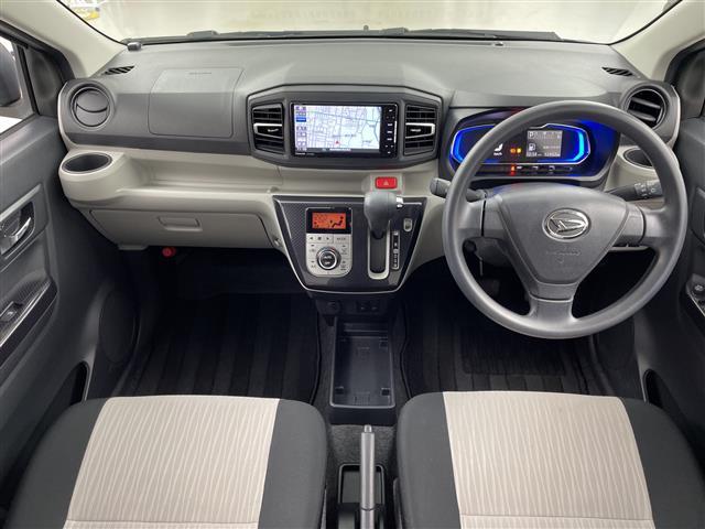 ミライース Ｇ　リミテッドＳＡＩＩＩ　禁煙車　社外ナビ　フルセグＴＶ　ＢｌｕｅｔｏｏｔｈＡｕｄｉｏ　バックカメラ　シートヒーター　衝突軽減システム　前後コーナーセンサー　純正フロアマット　純正１４インチアルミホイール　オートライト（2枚目）