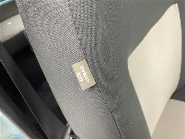 ミライース Ｇ　リミテッドＳＡＩＩＩ　禁煙車　社外ナビ　フルセグＴＶ　ＢｌｕｅｔｏｏｔｈＡｕｄｉｏ　バックカメラ　シートヒーター　衝突軽減システム　前後コーナーセンサー　純正フロアマット　純正１４インチアルミホイール　オートライト（33枚目）