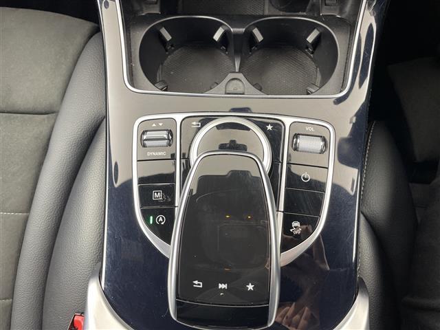 ＧＬＣ ＧＬＣ２２０ｄ　４マチック　クーペスポーツ　禁煙車　全方位モニター　シートヒーター　メーカーナビ　ＢＳＭ　ワンオーナー　レーダークルーズコントロール　パワーバックドア　パワーシート　ハーフレザーシート　クリアランスソナー　ＥＴＣ　ＬＥＤライト（10枚目）