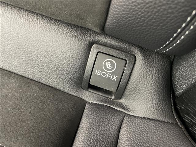 ＧＬＣ ＧＬＣ２２０ｄ　４マチック　クーペスポーツ　禁煙車　全方位モニター　シートヒーター　メーカーナビ　ＢＳＭ　ワンオーナー　レーダークルーズコントロール　パワーバックドア　パワーシート　ハーフレザーシート　クリアランスソナー　ＥＴＣ　ＬＥＤライト（12枚目）