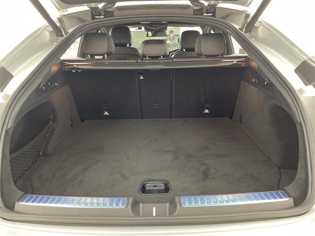 ＧＬＣ ＧＬＣ２２０ｄ　４マチック　クーペスポーツ　禁煙車　全方位モニター　シートヒーター　メーカーナビ　ＢＳＭ　ワンオーナー　レーダークルーズコントロール　パワーバックドア　パワーシート　ハーフレザーシート　クリアランスソナー　ＥＴＣ　ＬＥＤライト（15枚目）