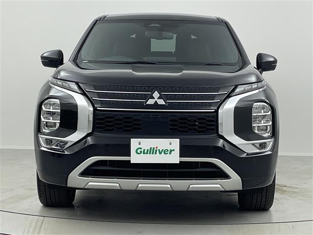 アウトランダーPHEV P 禁煙車 4WD BOSEサウンド 純正ナビゲーション 全方位カメラ 衝突被害軽減ブレーキ レーダークルーズコントロール ヘッドアップディスプレイ ステアリングヒーター シートヒーター ビルトインETC(17枚目)