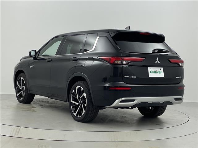 アウトランダーPHEV P 禁煙車 4WD BOSEサウンド 純正ナビゲーション 全方位カメラ 衝突被害軽減ブレーキ レーダークルーズコントロール ヘッドアップディスプレイ ステアリングヒーター シートヒーター ビルトインETC(19枚目)