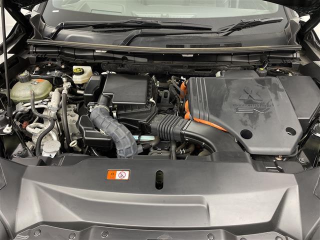 アウトランダーPHEV P 禁煙車 4WD BOSEサウンド 純正ナビゲーション 全方位カメラ 衝突被害軽減ブレーキ レーダークルーズコントロール ヘッドアップディスプレイ ステアリングヒーター シートヒーター ビルトインETC(42枚目)